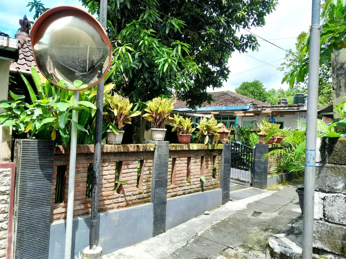 Ngampilan Backpacker Hostel Yogyakarta Luaran gambar